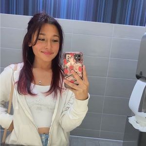 Meet your Posher, Bianca